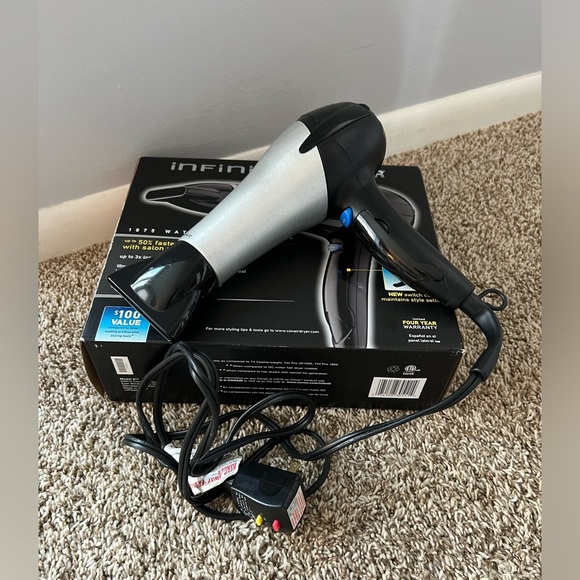 CONAIR Infiniti Pro Hair Dryer - Picture 2 of 5